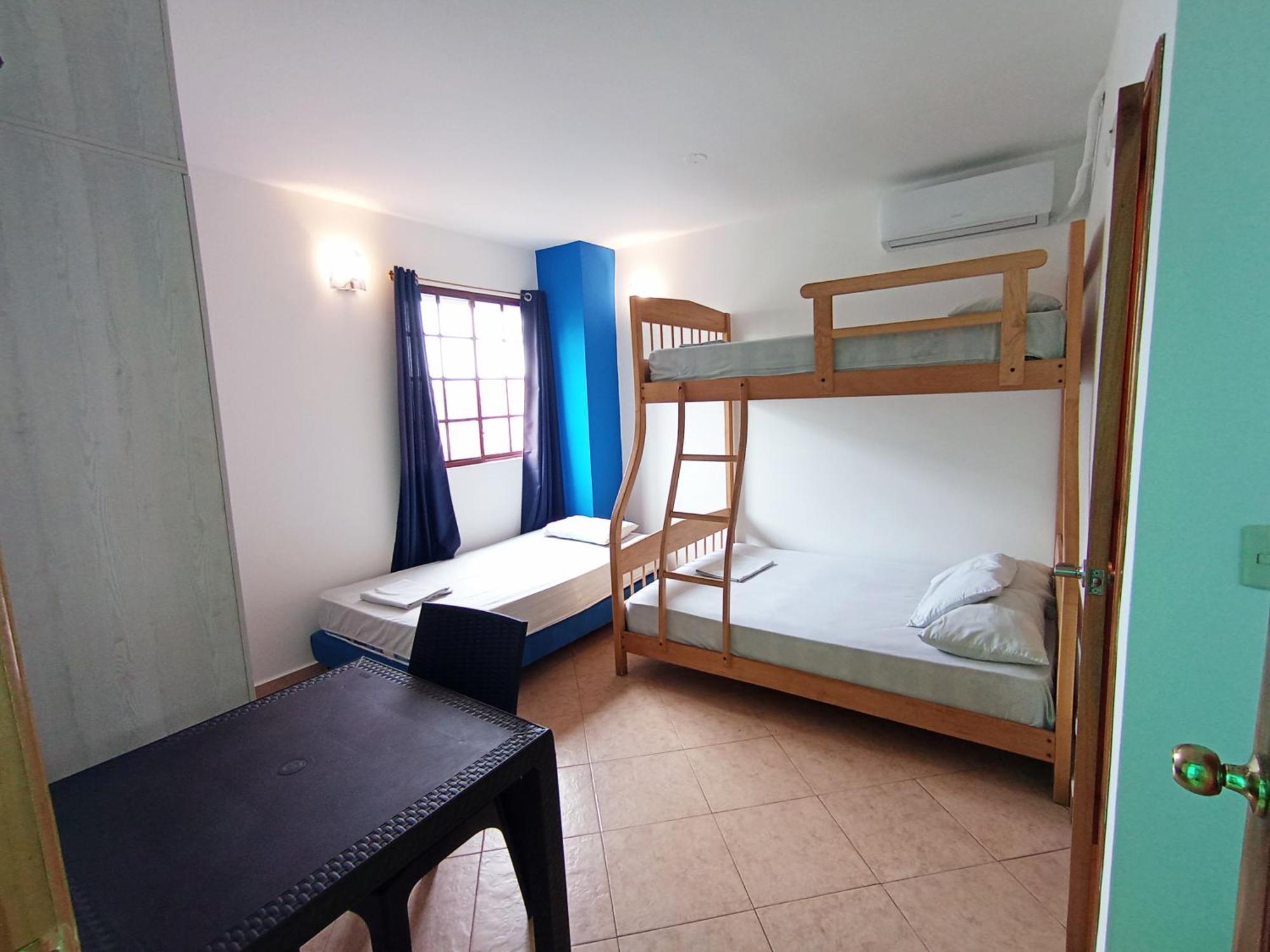 Hostal Yaku Montañita Kültér fotó