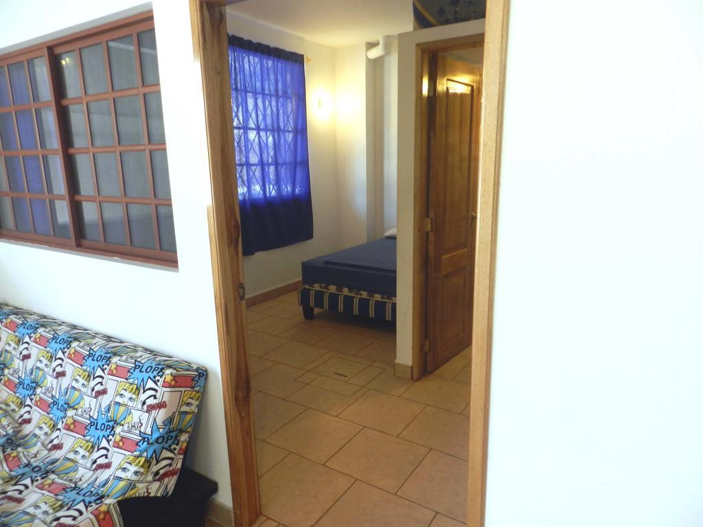 Hostal Yaku Montañita Szoba fotó