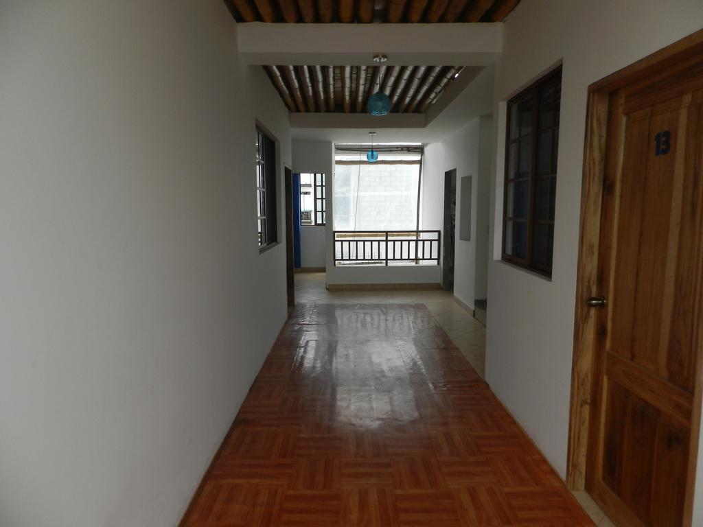 Hostal Yaku Montañita Kültér fotó