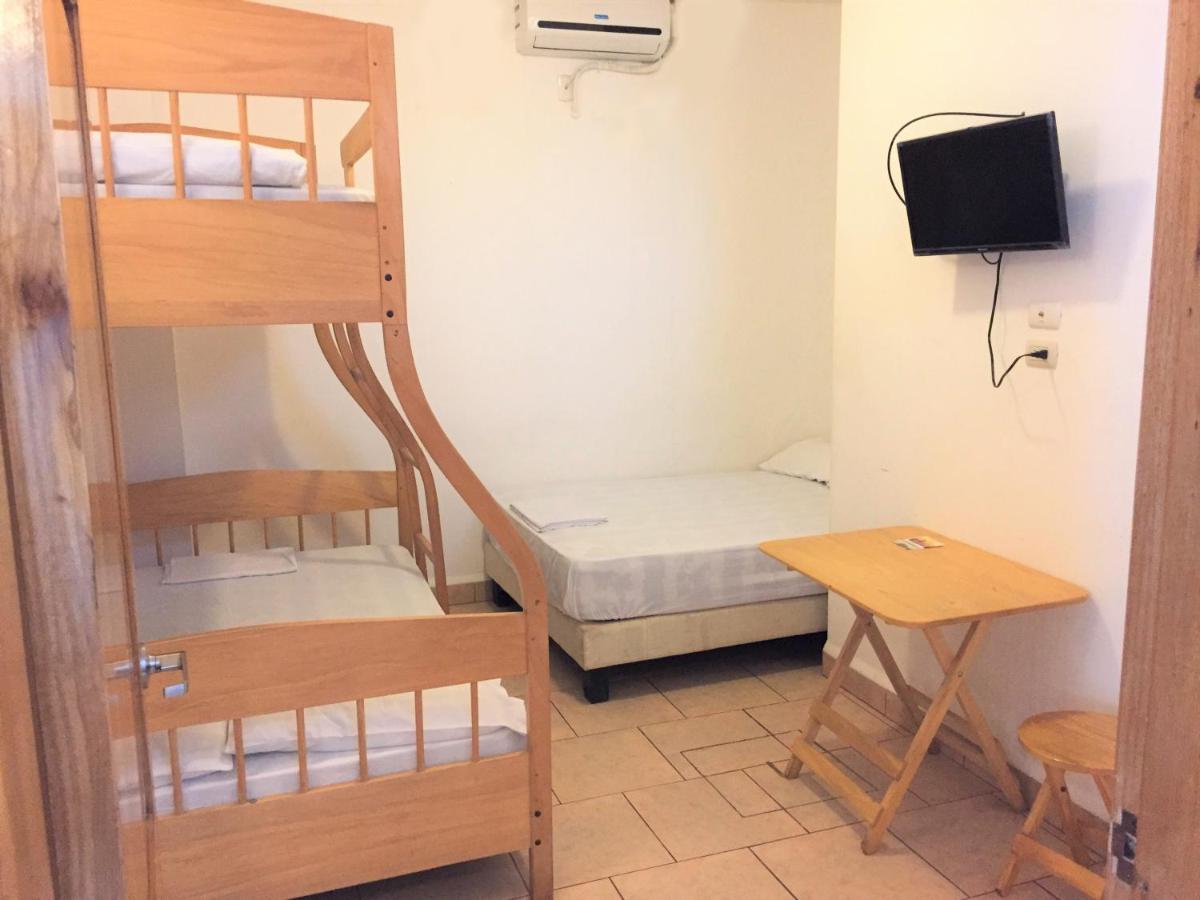 Hostal Yaku Montañita Kültér fotó