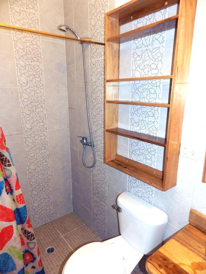 Hostal Yaku Montañita Kültér fotó